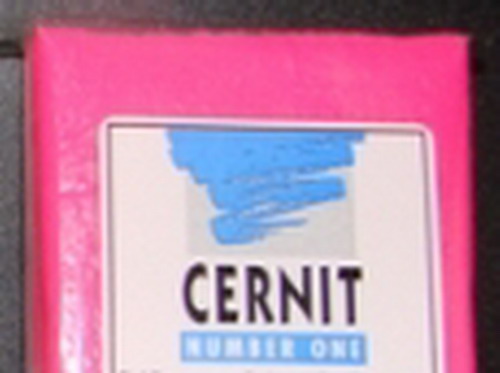 922 Cernit  effekt  флюор. розовый 56г